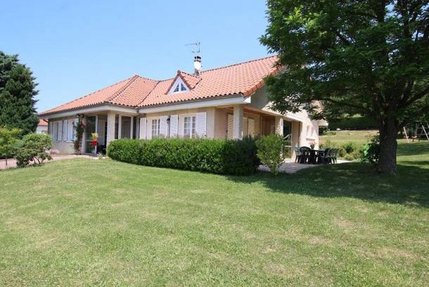 Arsac-en-Velay House | Gite Arsac-en-Velay, 7 bedrooms, 12 persons