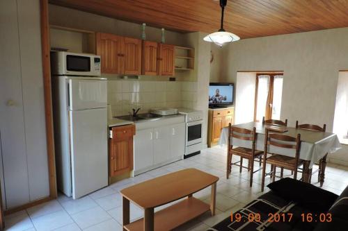 Mas-d'Orcieres Apartment | Gite au pied du mont Lozère 2