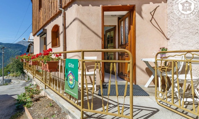 Great Alpine Road House | Gite located 9km from Champagny en Vanoise (Paradiski ski area linked to La Plagne and les Arcs av