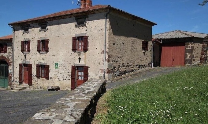 Mazeyrat-Aurouze House | Gite Mazerat-Aurouze, 2 bedrooms, 4 persons
