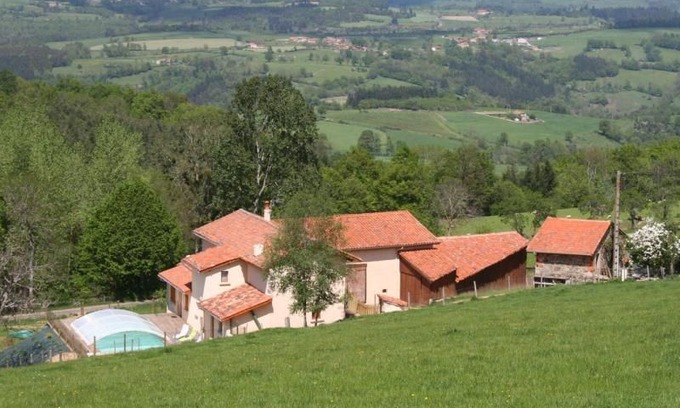 Saint-Martin-la-Sauvete House | Gite Saint-Martin-la-Sauveté, 3 bedrooms, 6 persons