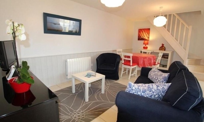 La Chapelle-Achard House | Gite Sainte-Flaive-des-Loups, 2 bedrooms, 4 persons