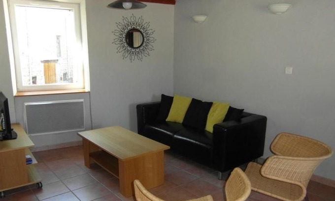 Saint-Alban-les-Eaux House | Gite Saint-Alban-les-Eaux, 2 bedrooms, 4 persons