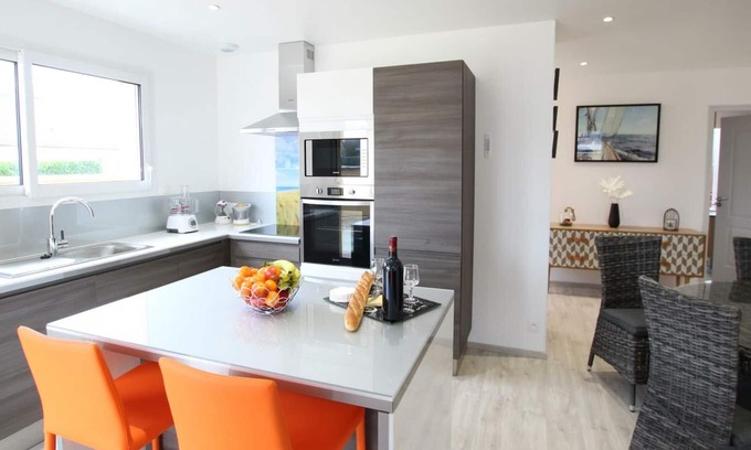 Lindbergh Plage Cottage | Gite Saint-Lô-d'Ourville, 3 bedrooms, 6 persons