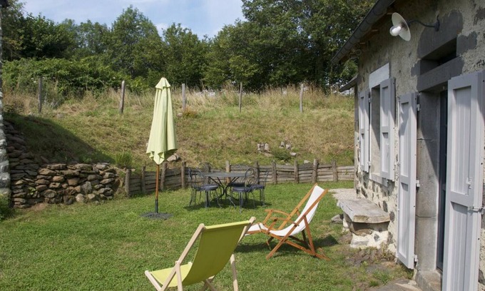 Sourniac Cottage | Gite Sourniac, 3 bedrooms, 6 persons