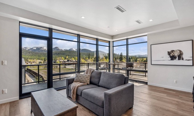 Whitefish Condo | Glacier Grizzly Suite 301 at Cantera -Hot Tub
