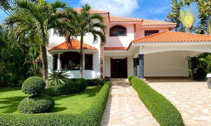 Villas Del Mar Villa | Glamorous & beautiful villa