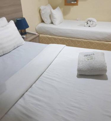 Livingstone Apartment | Glamour Lodges and Apartments