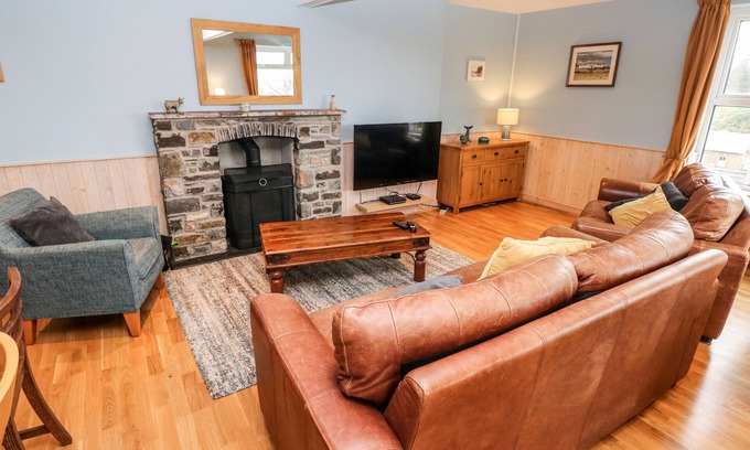 Porthgain Cottage | GLAN Y MOR, pet friendly, country holiday cottage in St Davids