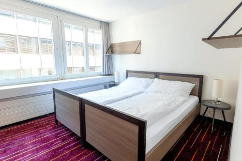 Lucerne Hotel | GLANDON Rooms Limelight - Self-Check-In