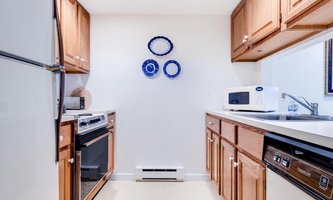 Chautauqua Apartment | Glen Park C4