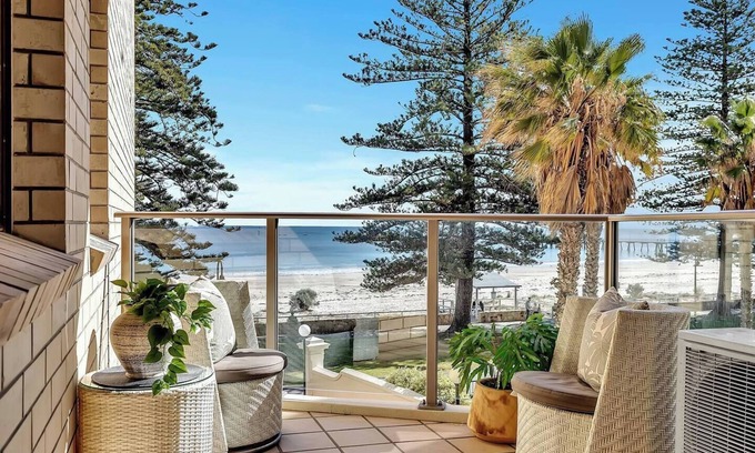Glenelg Apartment | Glenelg Outlook Beachfront Stay by Moseley Square
