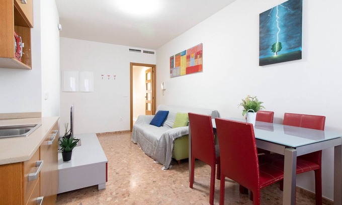 Port de Sagunt Apartment | Global Properties: Global Properties: Practical apartment with 2 bedrooms and terrace