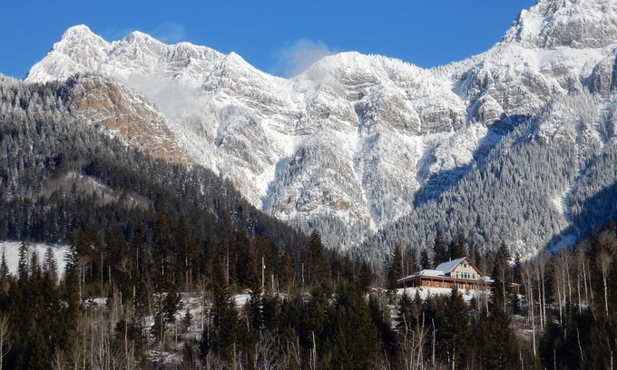 Parson House | God's Peaks Lodge - Christian Retreat Center