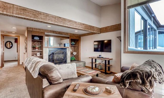 Woodmoor Apartment | Gold Point #5-C - Great Views - Hot Tub Access