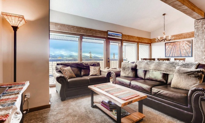 Woodmoor Condo | Gold Point #5-C: Impeccable Views - Scenic Hot Tub Access