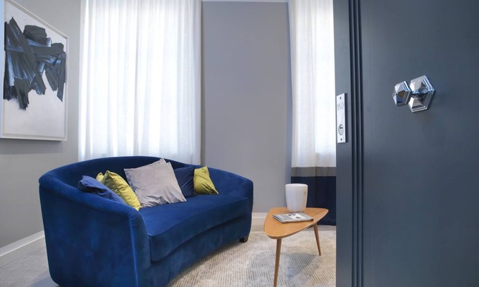 Santo Spirito Apartment | GOLDEN DRAGON SUITES 102