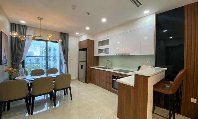 Cau Giay Apartment | Golden park Tower- Cau Giay park near Greenwich Uni