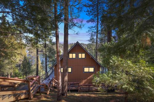 Groveland House | Golden Peak Cabin home
