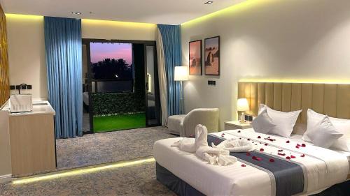 Al Madinah Province Hotel | Golden Sayf AlUla