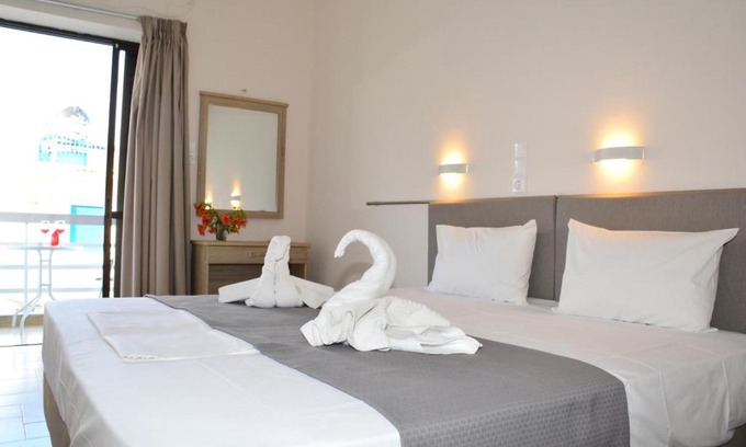 Agia Marina Hotel | GOLDEN STAR