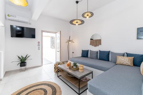 Megalochori Villa | Golden View Villas