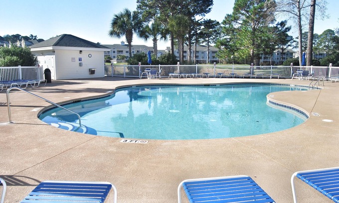 Central Myrtle Beach Condo | Golf Course & Pool View in the Heart of Myrtle Beach, SC-Magnolia Pointe