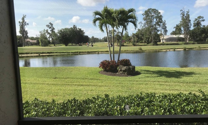 Biggar Condo | Golf Course Veiw Overlooking Lake