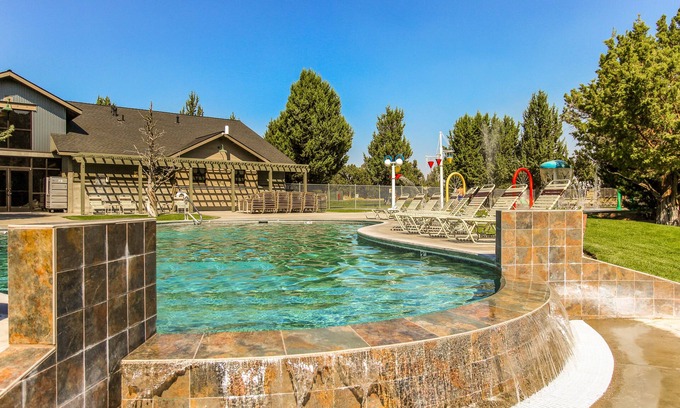 Redmond House | Golf Front Home with Private Hot Tub, Amazing Deck, and Resort Pools/Hot Tubs