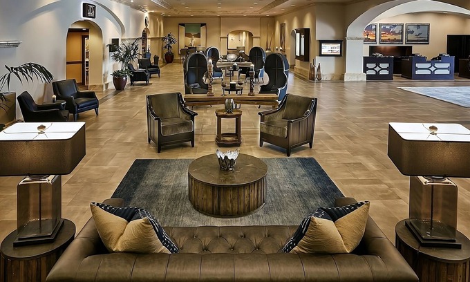 South Scottsdale Resort | Golf Getaway! 5 Pools, Free Shuttle Service to Explore Old Town Scottsdale!