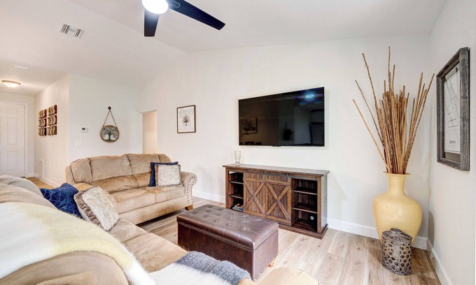Sun 'N Lake House | Golf & Pool Access: Pet-Friendly Sebring Home!