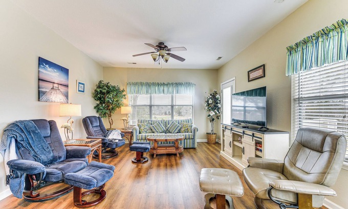 Sea Trail Condo | Golfer's Oasis 1 Mi to Ocean: River Creek II Condo