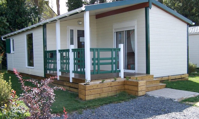 Grandcamp-Maisy Ski Chalet | Good holiday on the road of the landing beaches