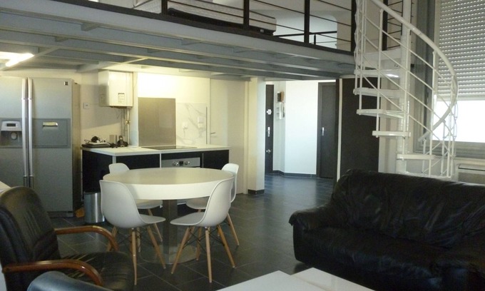 Palavas-les-Flots Apartment | Good standing loft (whirlpool, air conditioning, internet access)