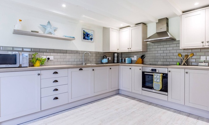 Delabole Cottage | Goose Cottage - Within the Helland Barton Farm Collection