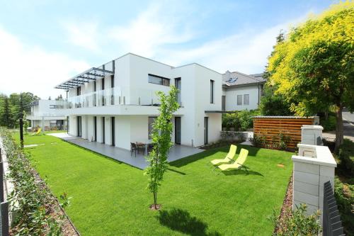 Balatonfured House | Gorazd Nyaralóház