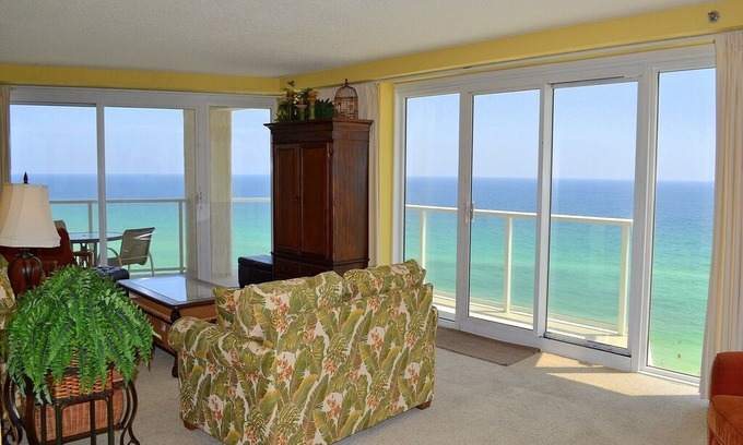 Sandestin Condo | Gorgeous 180* views of the Gulf & beach with unique, wrap-around balcony!