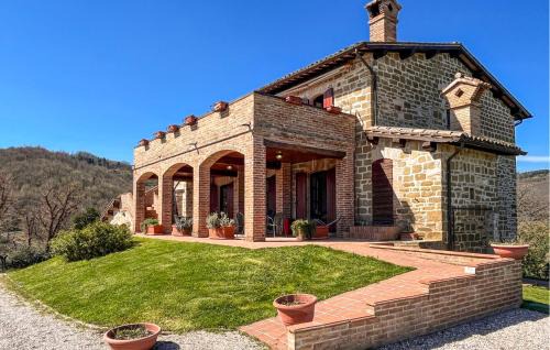Monteluiano Apartment | Gorgeous Apartment In Gubbio With Wifi