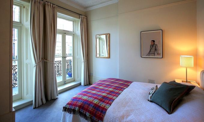 Avonmore and Brook Green Apartment | Gorgeous apartment in Kensington Olympia