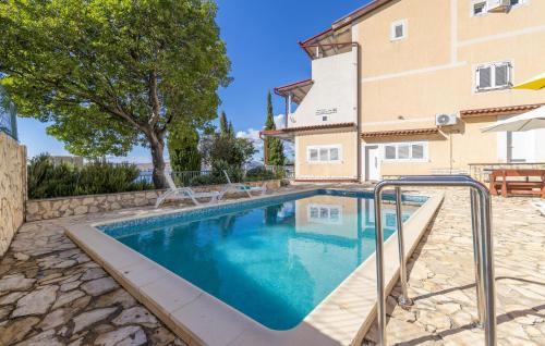 Stinica Apartment | Gorgeous Apartment In Stinica With Wifi