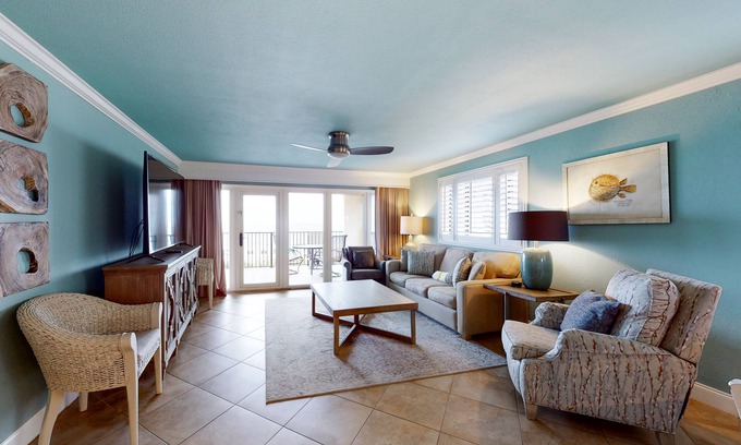 Miramar Beach Condo | Gorgeous beachfront condo with a pool & private beach access
