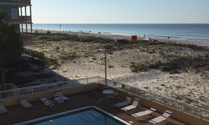 Ono Island Condo | Gorgeous beachfront getaway! Come watch the dolphins!