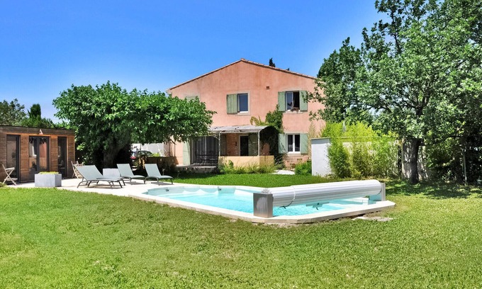 Pernes-les-Fontaines House | Gorgeous home in Pernes Les Fontaines
