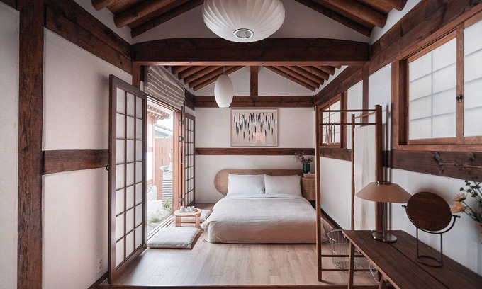Seochon House | Gorgeous Hanok near GyeongbokgungPalacenAirportbus/Gyeongbokgung Stn, 8min walk