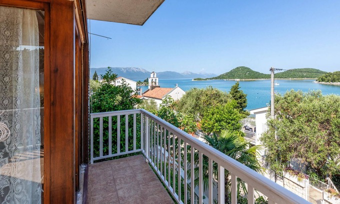 Blace House | Gorgeous home in Blace with WiFi