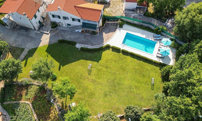 Caporice House | Gorgeous home in Caporice with WiFi