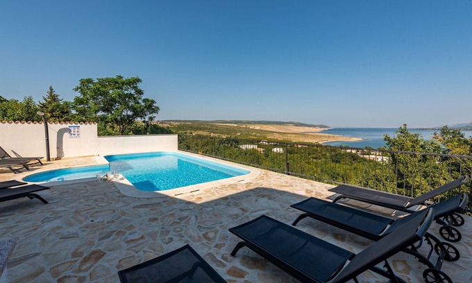 Rovanjska House | Gorgeous home in Rovanjska