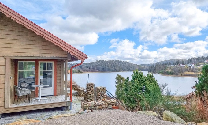 Uddevalla Municipality House | Gorgeous home in Uddevalla with WiFi