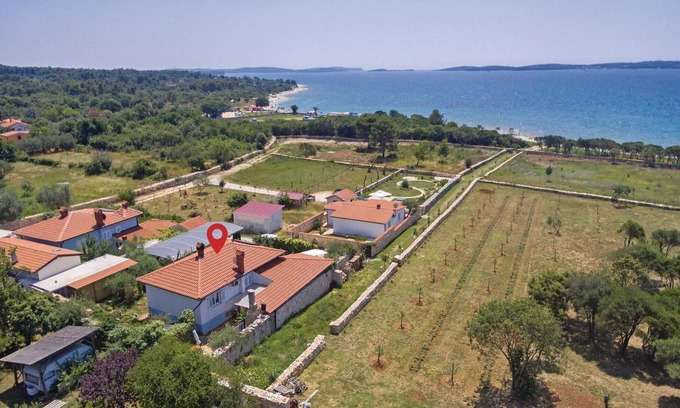 Peroj House | Gorgeous home in Vodnjan