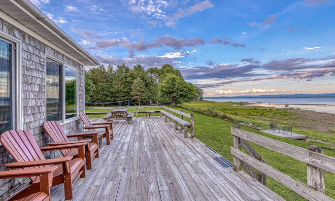 North Hero House | Gorgeous lakefront home with amazing views, sauna, & huge yard